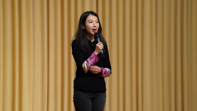 10 中新社記者張素_副本.jpg