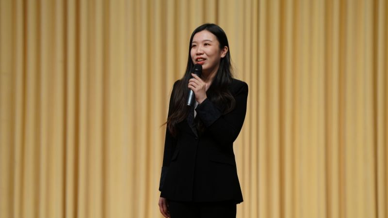 11 人民日報社記者熊捷_副本.jpg