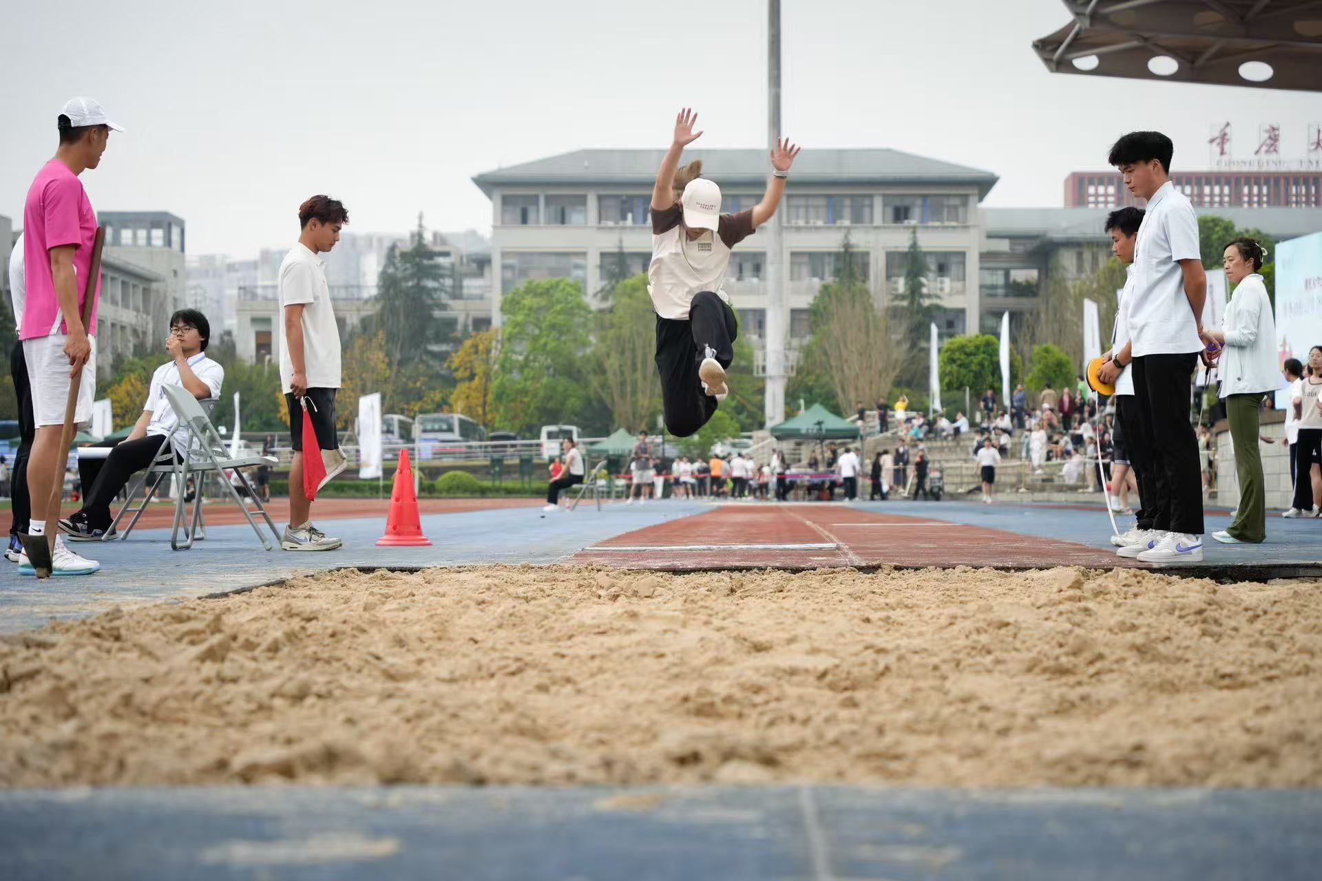 1744465288207592.jpg 3.jpg