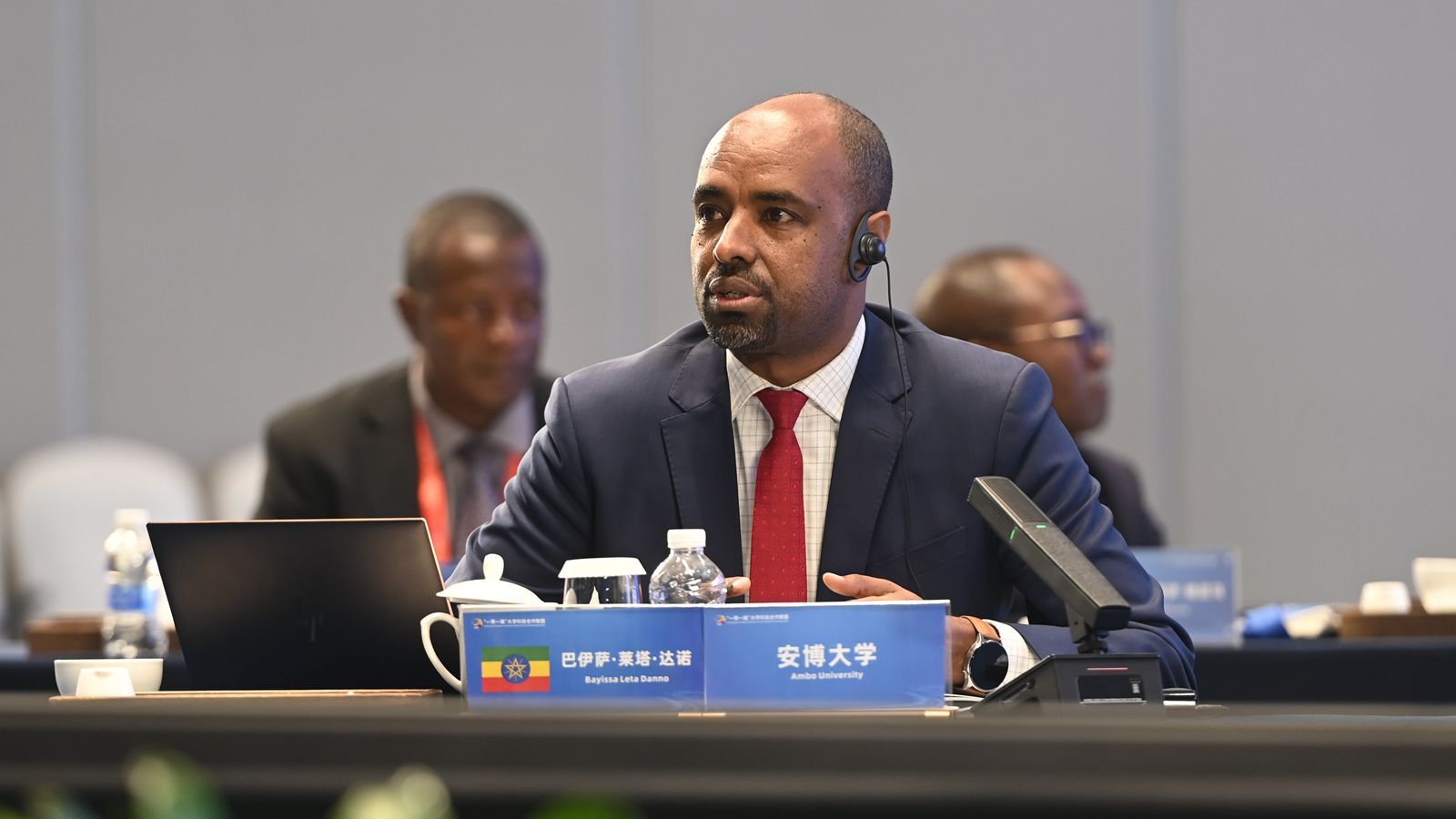 1749779040778481.jpg 10埃塞俄比亞安博大學校長巴伊薩·萊塔·達諾_副本.jpg